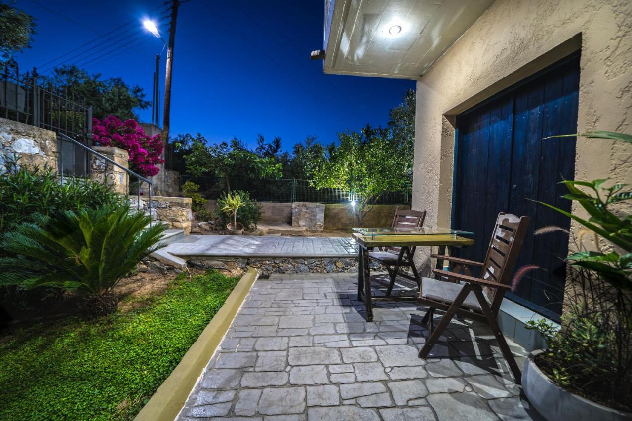 Petronila Luxury Villa With Heated Private Pool كيساموس المظهر الخارجي الصورة