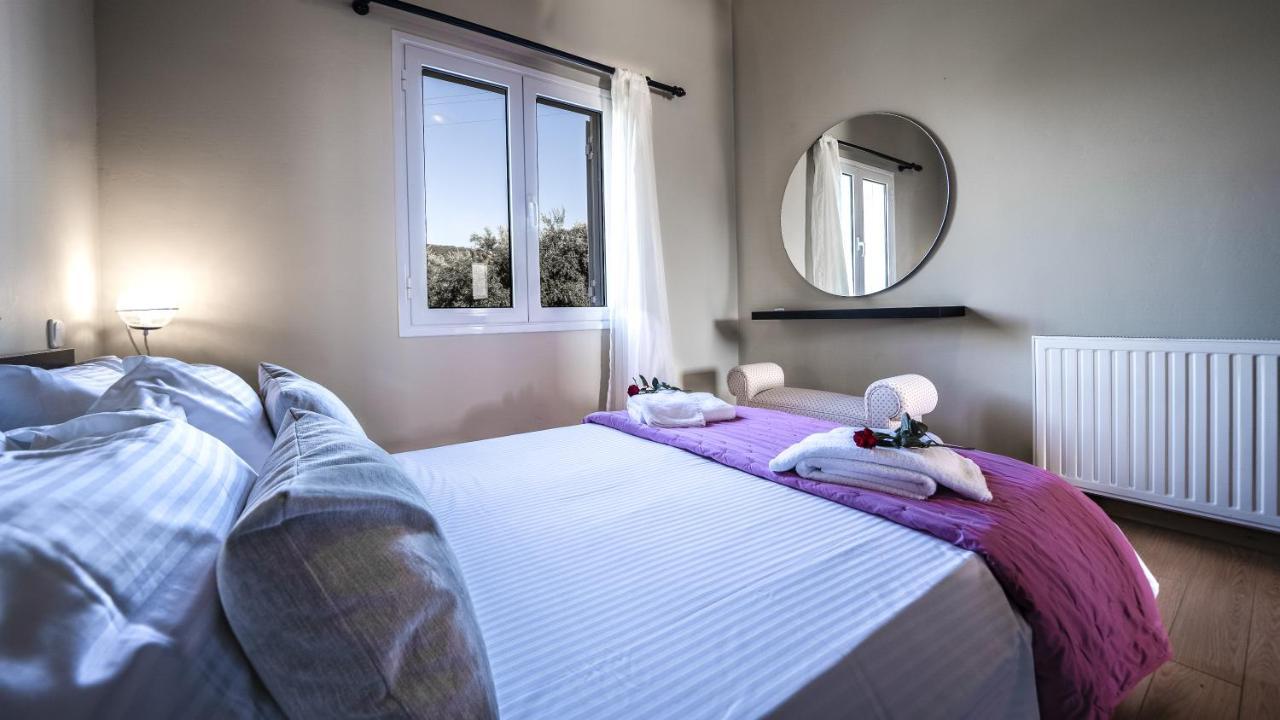 Petronila Luxury Villa With Heated Private Pool كيساموس المظهر الخارجي الصورة